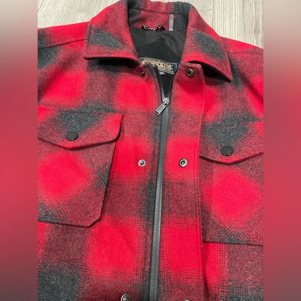 Pendleton Longmont Wool Blend Insulated /‎ Lined Shirt Jacket Red Ombre Sz M